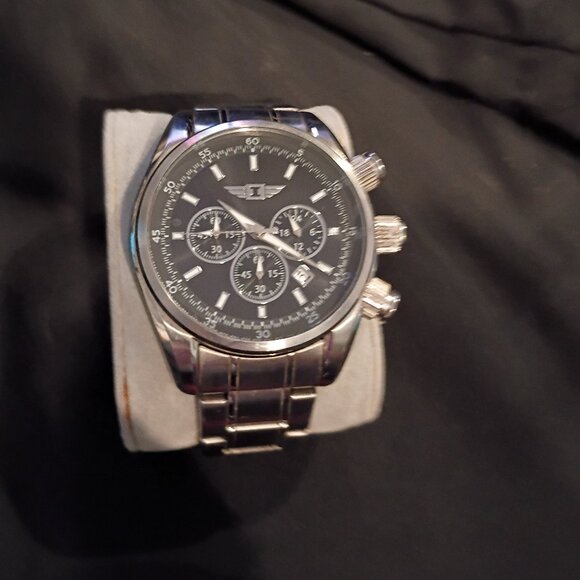 Invicta IBI89083-002 Men's Chronograph Watch - Picture 3 of 3